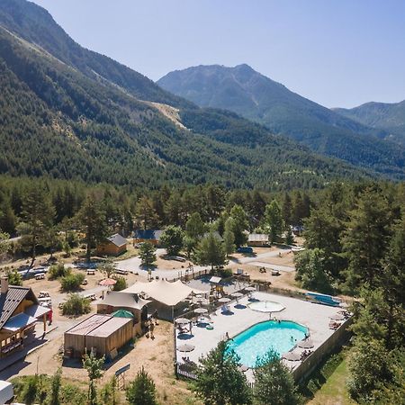 Huttopia La Claree Val-des-Pres Bagian luar foto