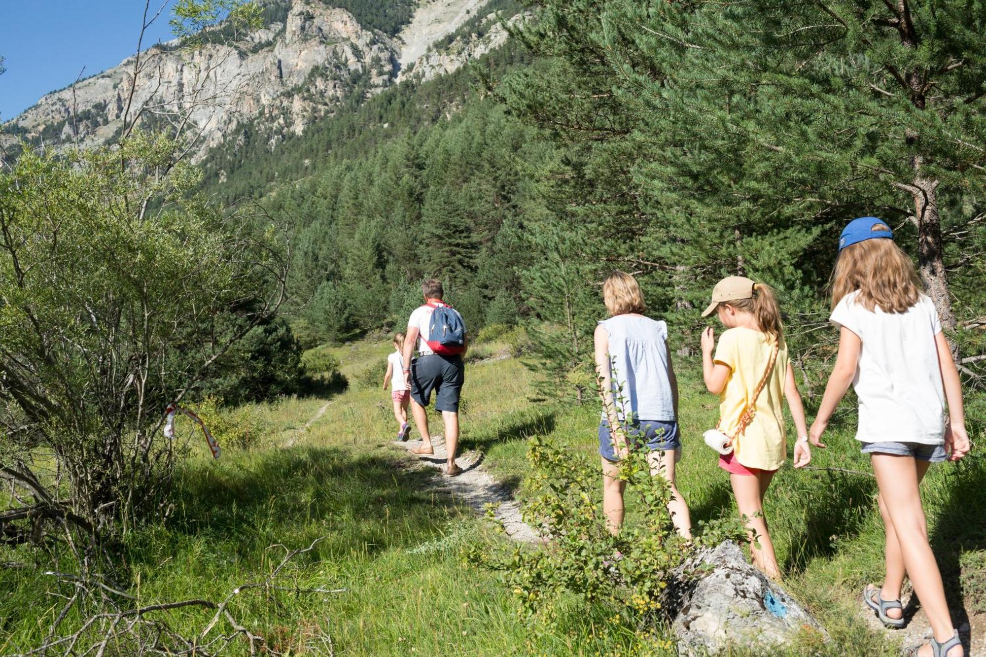 Huttopia La Claree Val-des-Pres Bagian luar foto